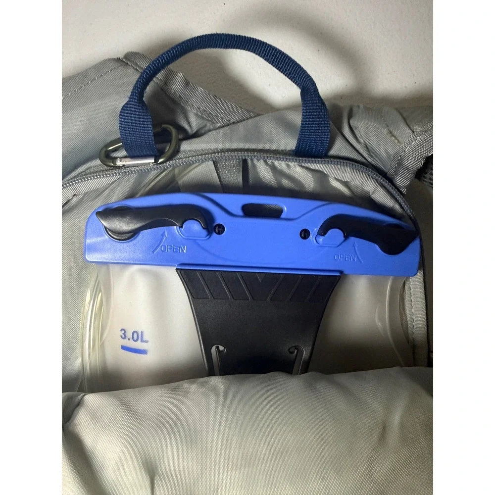 Ascend Torrent 13L Hydration Backpack Gray Blue 3.0L Reservoir Hiking Cycling